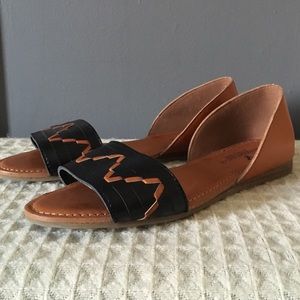 American Eagle Open Toe Slip On Sandals